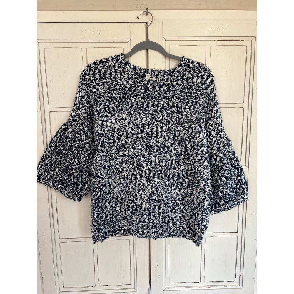 Moth from Anthropologie size medium blue and white chunky knit sweater